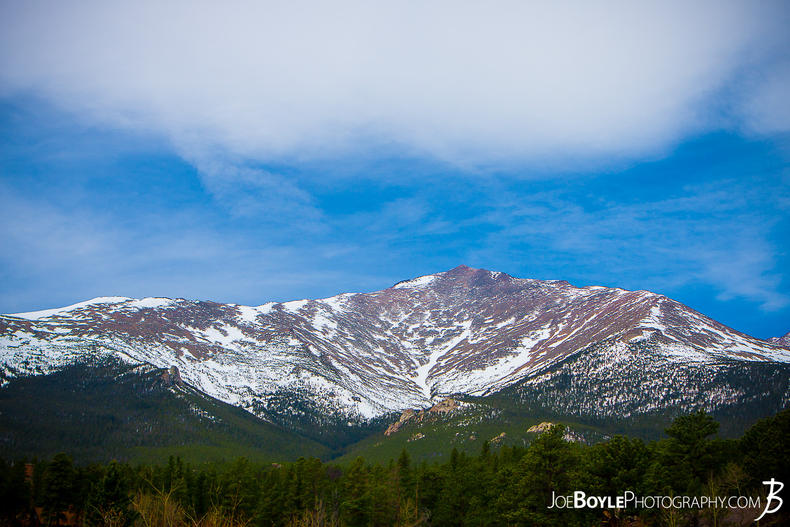  During a trip to Colorado (which was actually unrelated to nature photography) I made sure to plan for some extra time so I could make it to the Rocky Mountains and spend a few days camping there! 