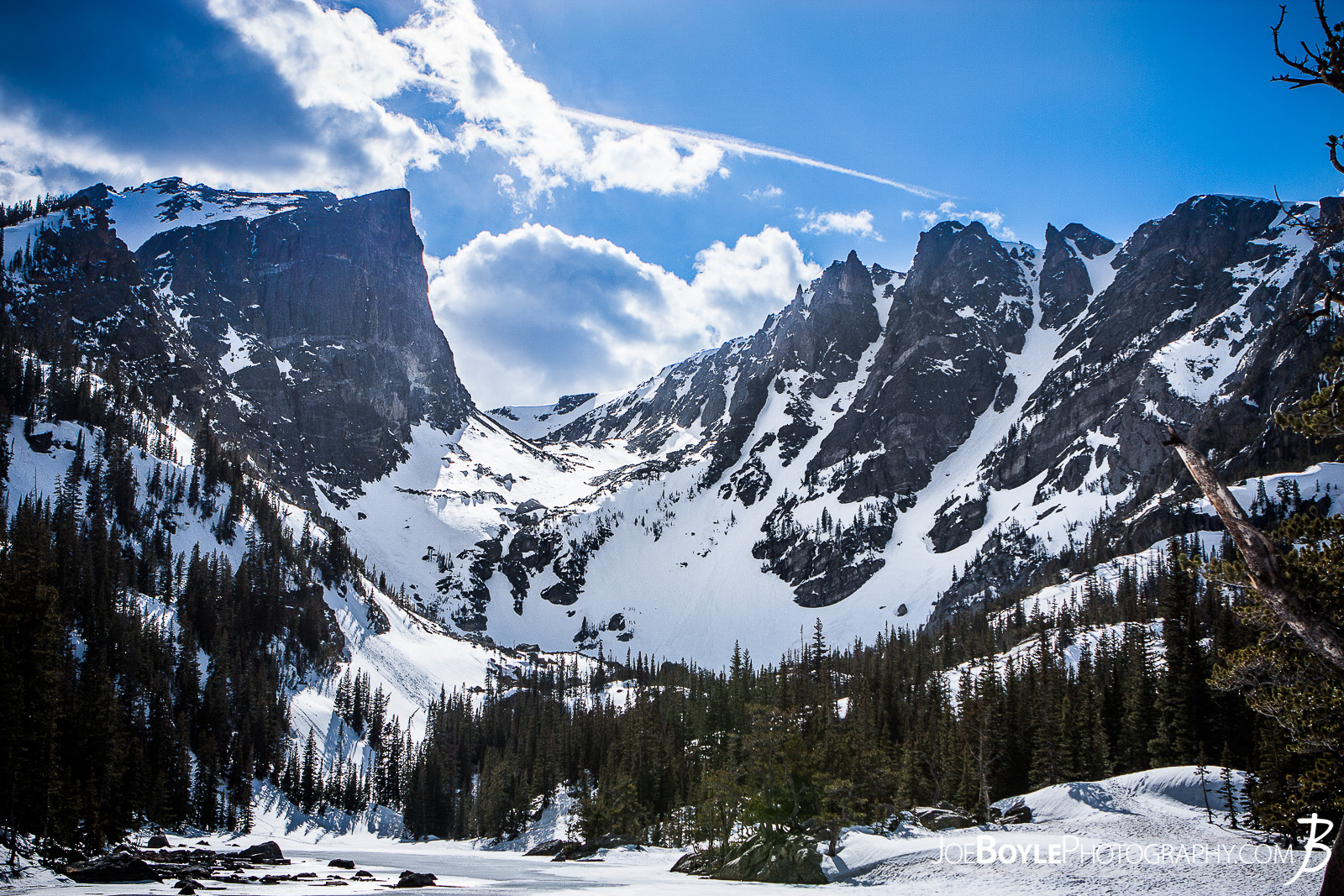  During a trip to Colorado (which was actually unrelated to nature photography) I made sure to plan for some extra time so I could make it to the Rocky Mountains and spend a few days camping there! 