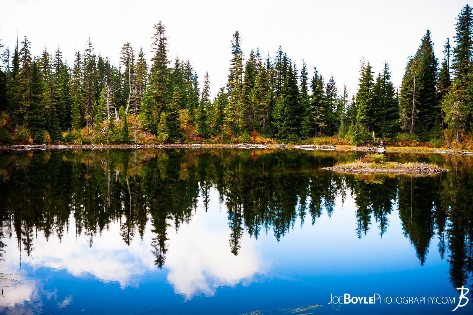  This is one lake amongst the "Golden Lakes". I was able to capture this image as we were filling up our water for the evening. 