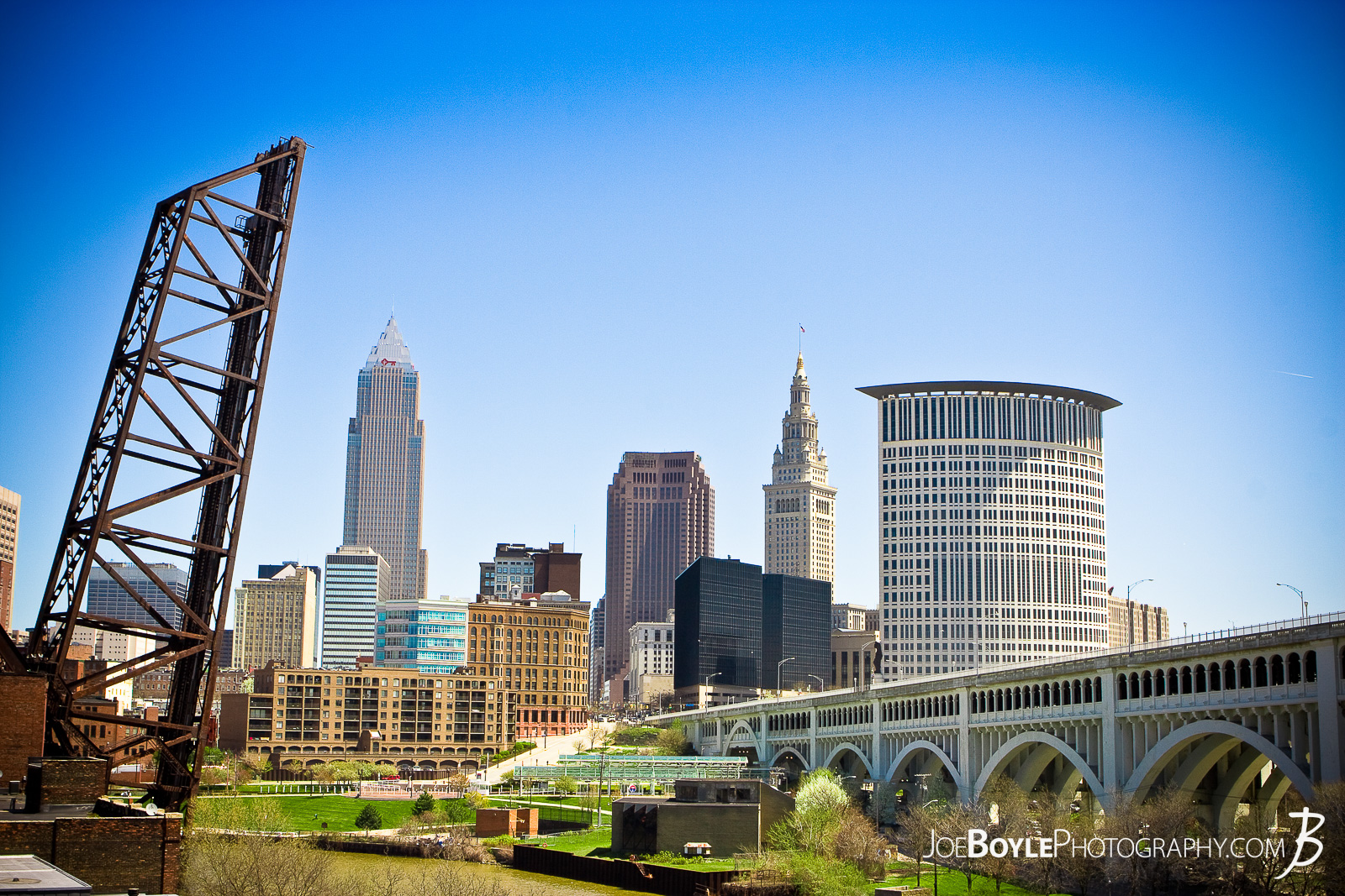  A photo of the Cleveland Skyline. From left to right the 4 tallest buildings are The Key Tower, The BP-Huntington Building, The Terminal Tower and the Federal Courthouse. 