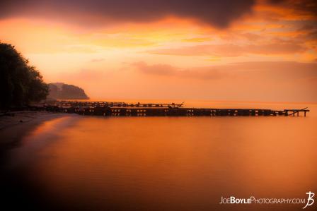 peaceful-sunset-in-cleveland-off-of-lake-erie