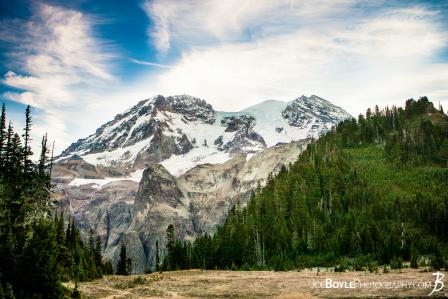 mount-rainer-from-klapatche-park-aurora-lake