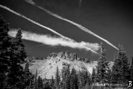 hessong-rock-in-spray-park-black-white
