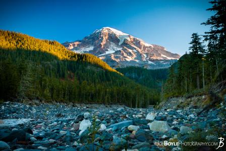 mount-rainier-sunrise-from-the-paradise-river-crossing-on-the-wonderland-trail