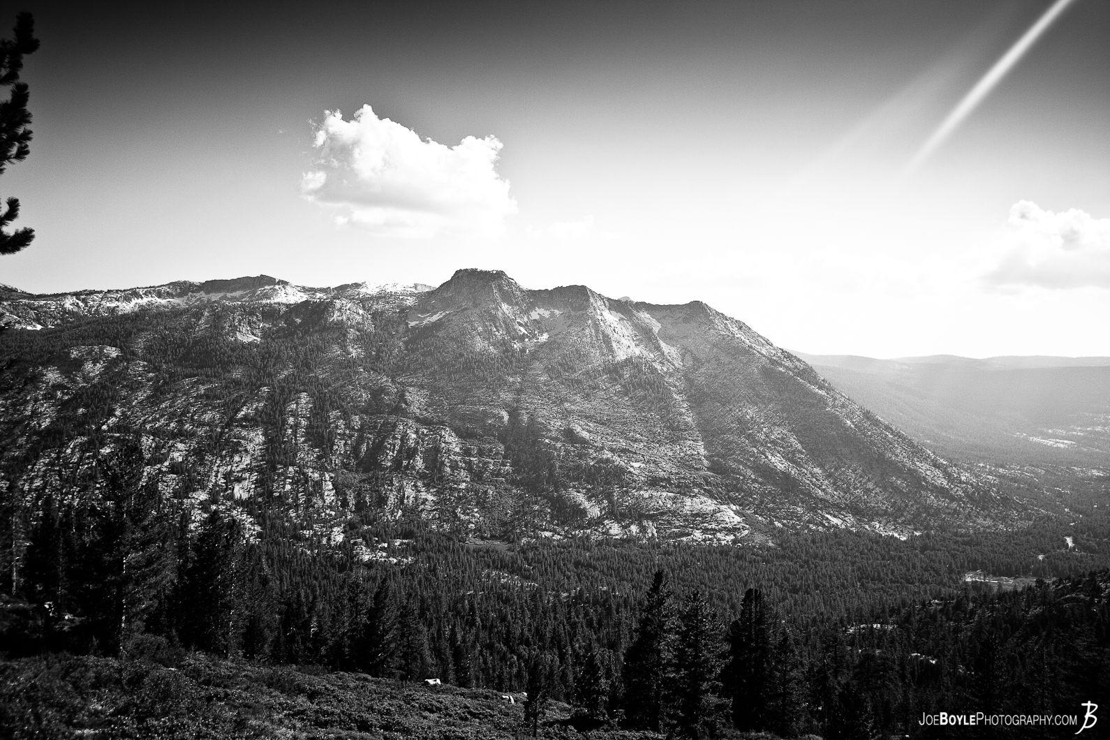 mountain-on-the-jmt-black-white